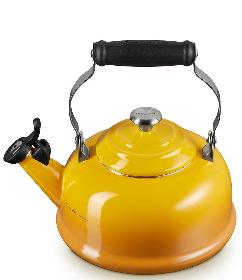 Le Creuset Whistling 1.7-Quart Enamel Steel Classic Kettle - Nectar