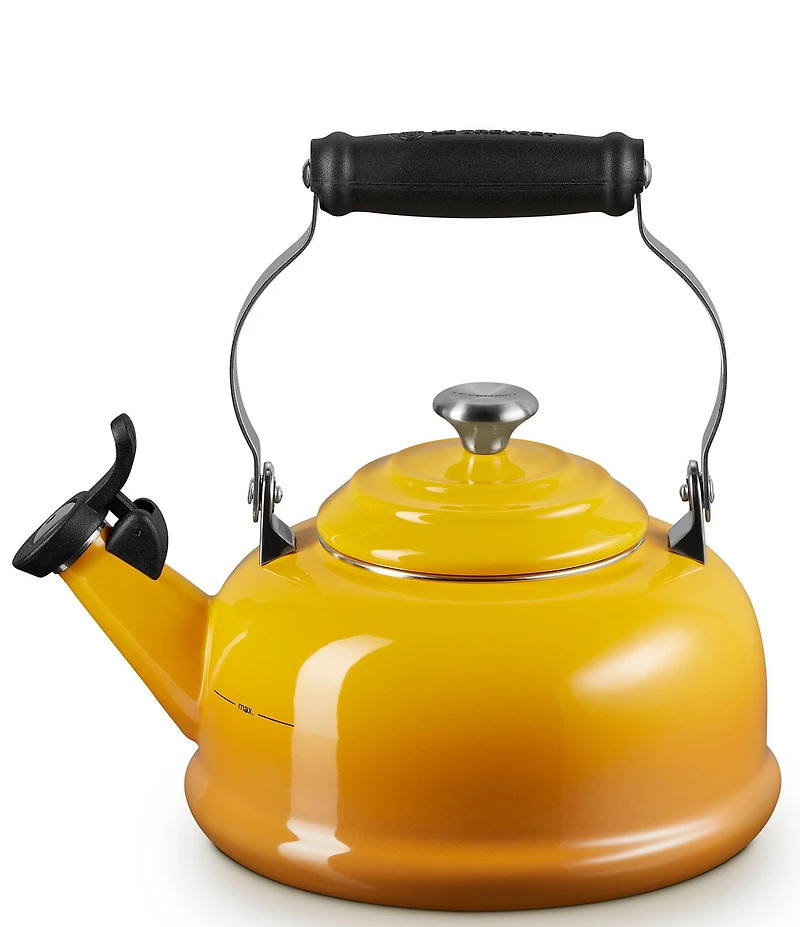 Le Creuset Whistling 1.7-Quart Enamel Steel Classic Kettle - Nectar