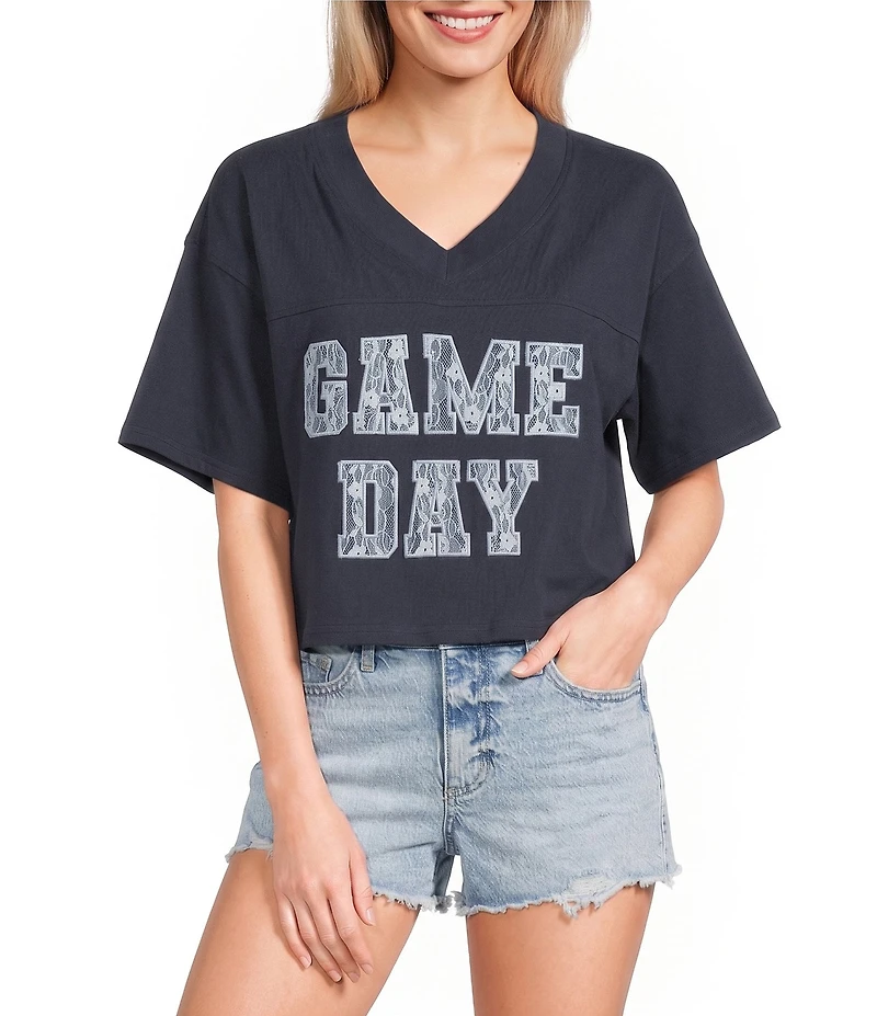 Le Lis Short Sleeve V-Neck Game Day Lace Cropped Tee