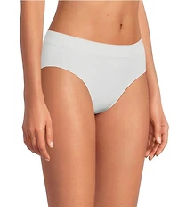 Le Mystere Seamless Comfort Hipster Panty