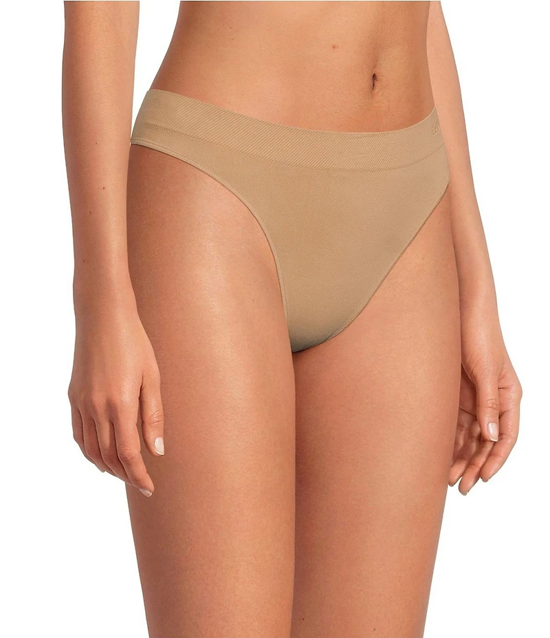 Le Mystere Seamless Comfort Thong Panty