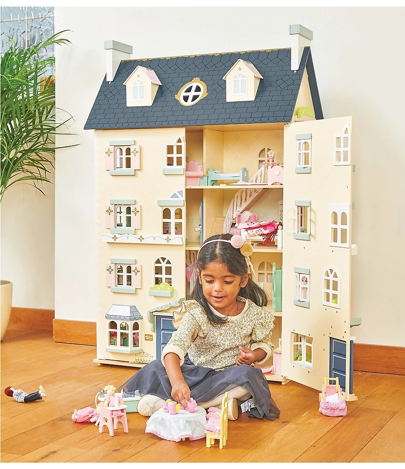 Le Toy Van Honeybake Palace Dollhouse