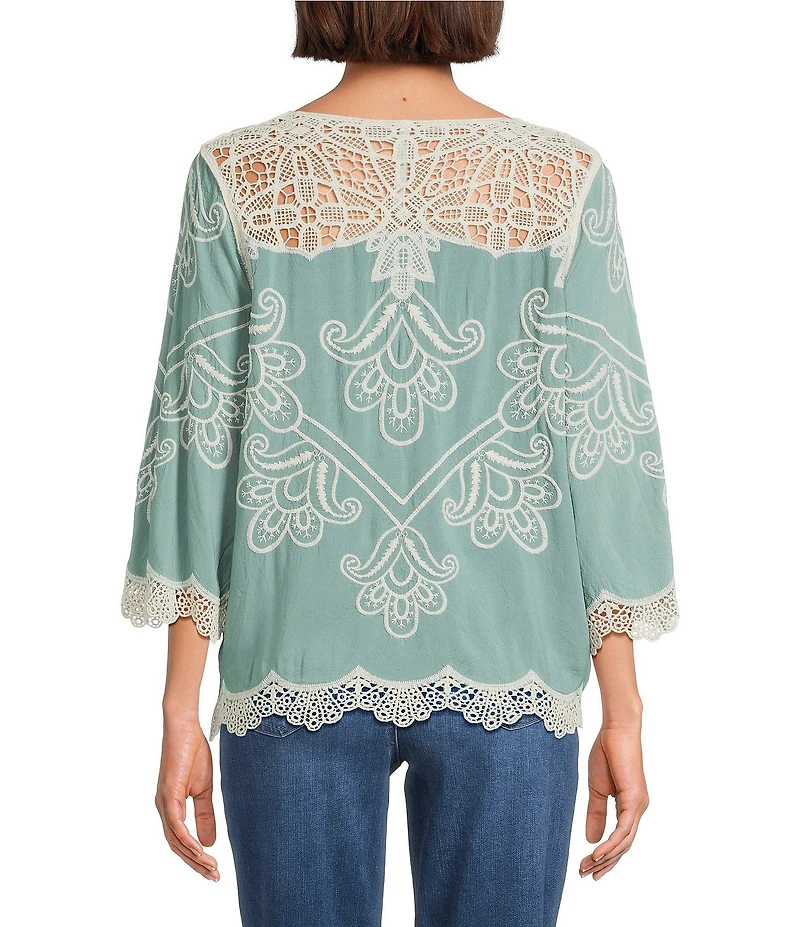 Leo & Nicole Allover Embroidered Crew Neck 3/4 Sleeve Scalloped Lace Trim Top