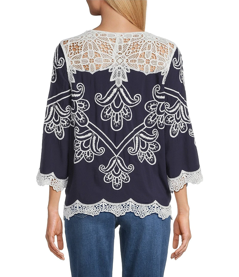 Leo & Nicole Allover Embroidered Crew Neck 3/4 Sleeve Scalloped Lace Trim Top