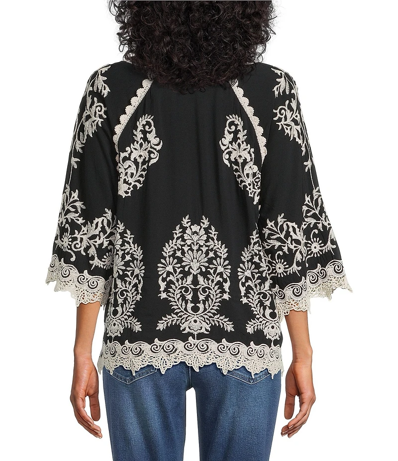 Leo & Nicole Embroidered Scoop Neck 3/4 Sleeve Lace Trim Top