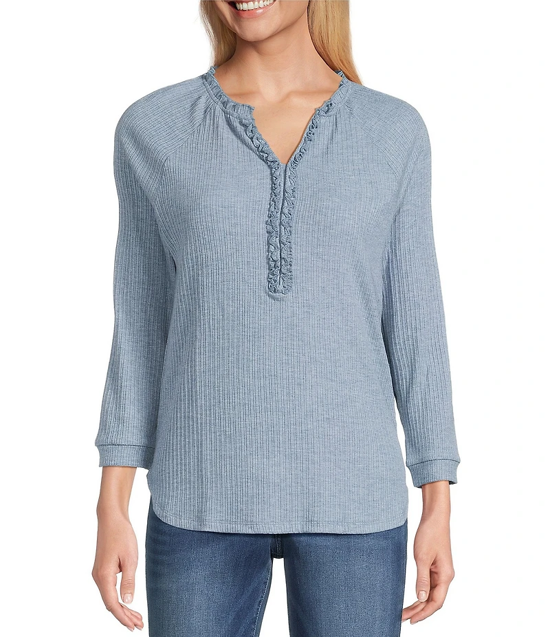 Leo & Nicole Petite Size Pointelle Knit Ruffle V-Neck 3/4 Sleeve Relaxed Tee