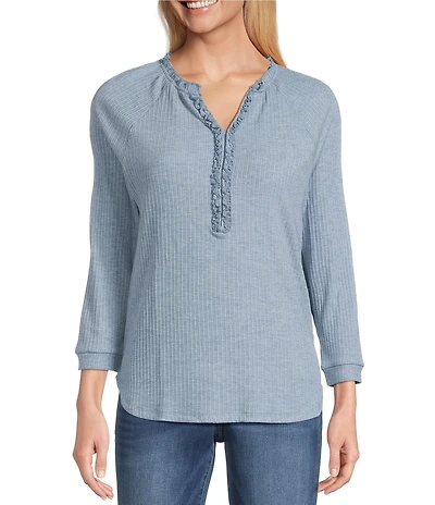 Leo & Nicole Petite Size Pointelle Knit Ruffle V-Neck 3/4 Sleeve Relaxed Tee