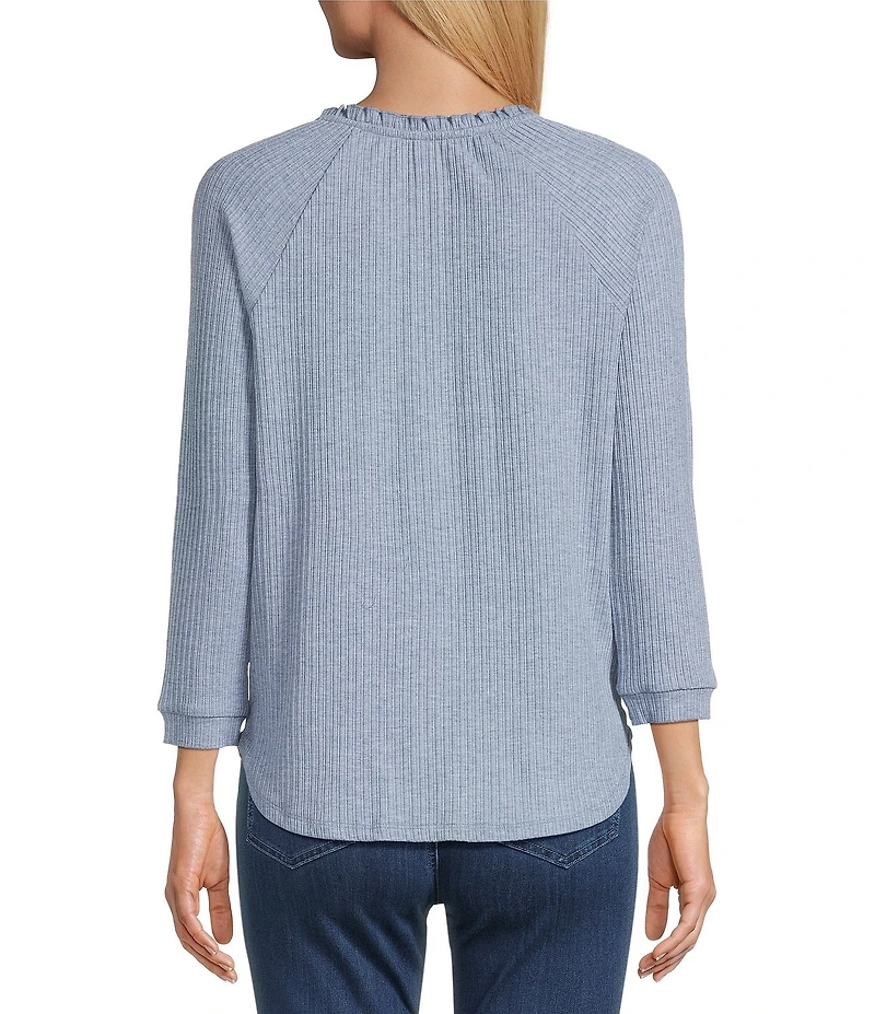 Leo & Nicole Petite Size Pointelle Knit Ruffle V-Neck 3/4 Sleeve Relaxed Tee