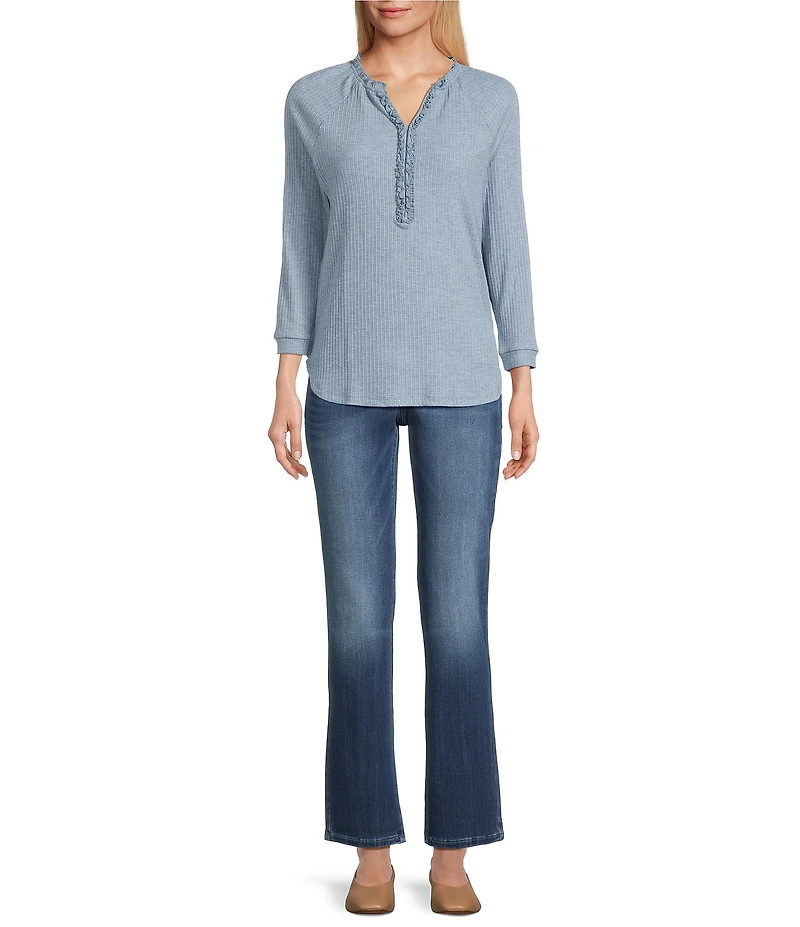 Leo & Nicole Petite Size Pointelle Knit Ruffle V-Neck 3/4 Sleeve Relaxed Tee