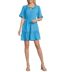 Leslie Fay Scoop Neck Elastic Sleeve Pleated Dress