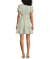 Leslie Fay Striped Print Scoop V-Neck Short Sleeve Tiered Fit And Flare Dress