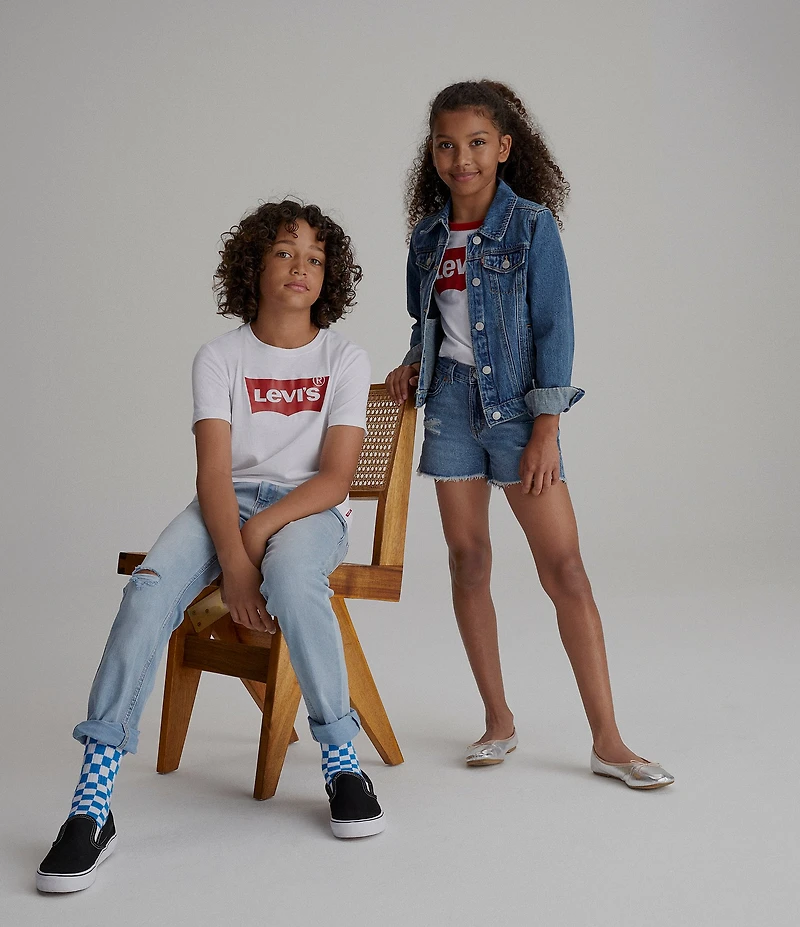 Levi's® Big Boys Short Sleeve Batwing Logo T-Shirt