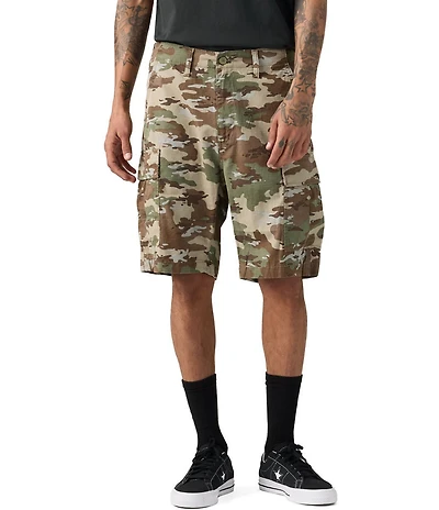 Levi's® Carrier Regular Fit Camouflage Printed 9.5#double; Inseam Cargo Shorts