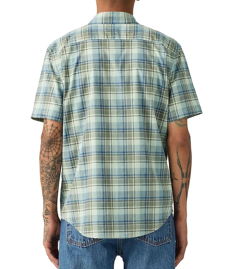 Levi's® Derek Plaid Short Sleeve Woven Shirt