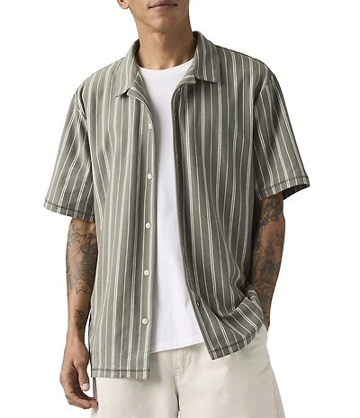 Levi's® Flynt Striped Short Sleeve Classic Camp Shirt