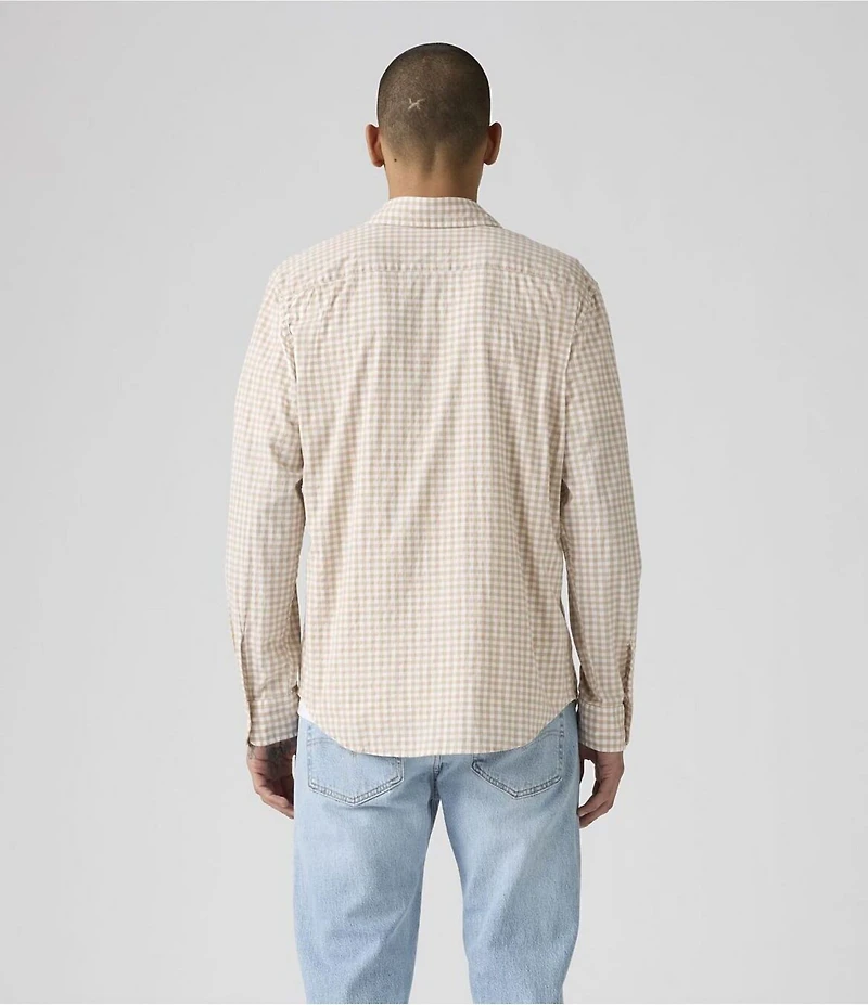 Levi's® Pocketed Long Sleeve Plaid Woven Shirt
