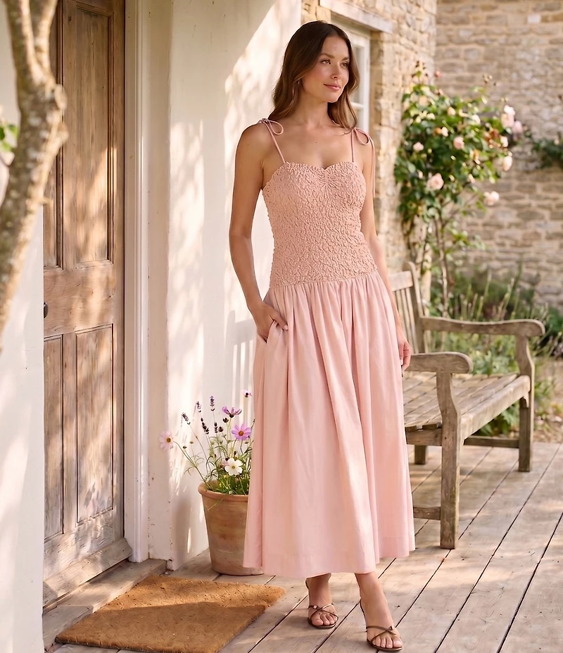 Line and Dot Daphne Sweetheart Neck Sleeveless Smocked Bodice Maxi Dress