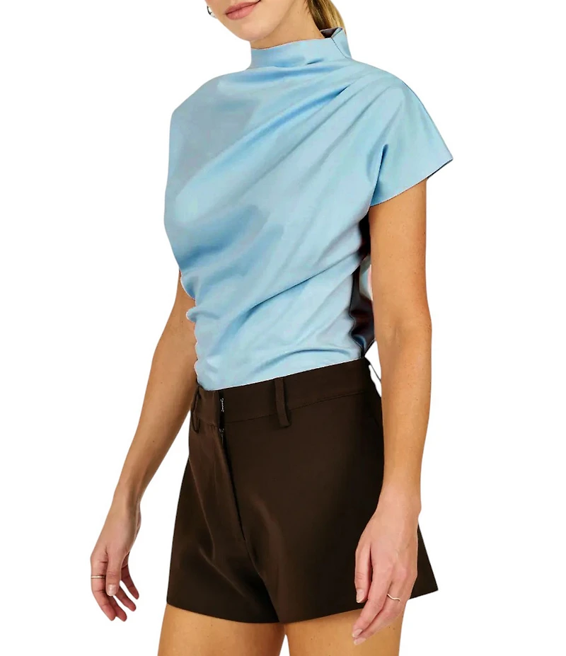 Line and Dot Lennon Mock Neck Short Sleeve Top