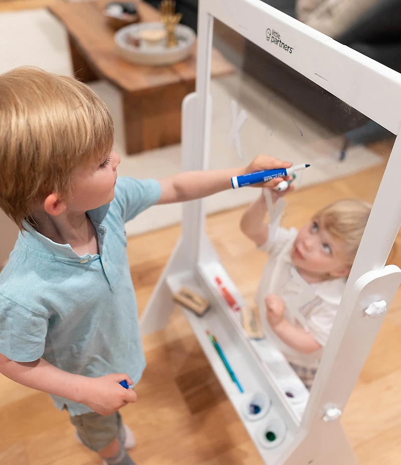 Little Partners Peek-A-Boo Art Easel