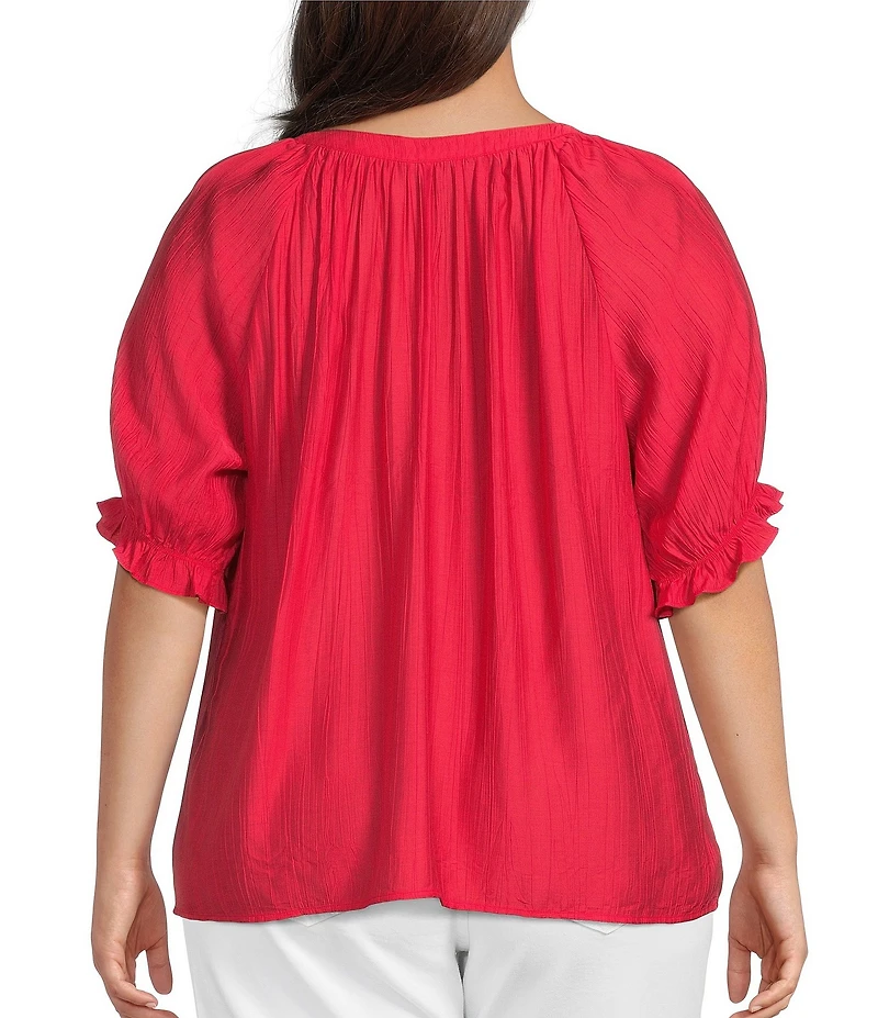 Liverpool Los Angeles Plus Size Crinkle Woven Split V-Neck Short Sleeve Blouse