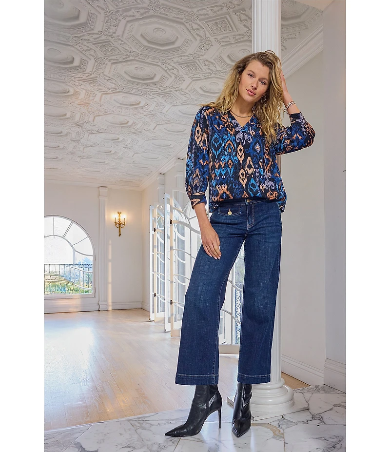 Liverpool Los Angeles Print Woven Sateen V-Neck 3/4 Sleeve Blouse