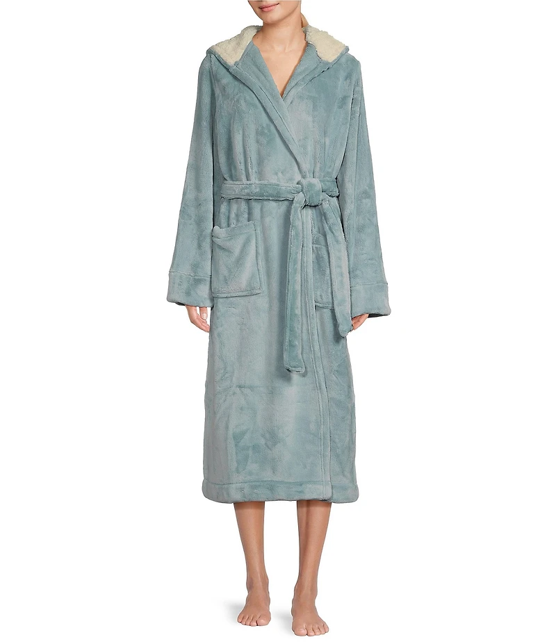 LL.Bean Hooded Wicked Plush Robe