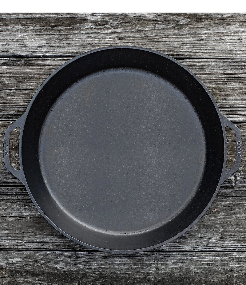 Lodge Cast Iron 17 #double; Seasoned Cast Iron Dual Handle Pan