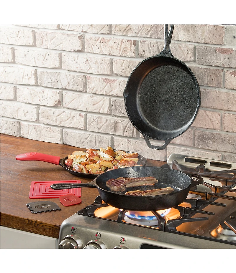 Lodge Essential Seasoned Cast Iron Pan Set