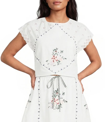 Lucy Paris Petite Size Floral Embroidered Scoop Neck Short Sleeve Coordinating Top