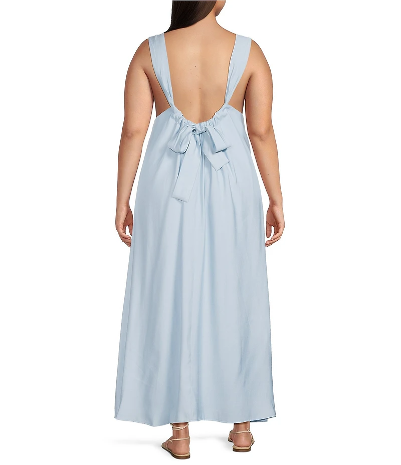 Lucy Paris Plus Size Sutton V-Neck Sleeveless Shift Dress