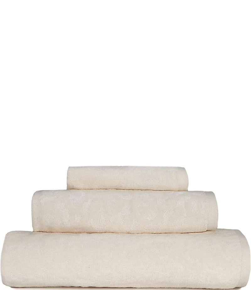Luxury Hotel Essex Collection Jacquard Cheetah Print Bath Towel