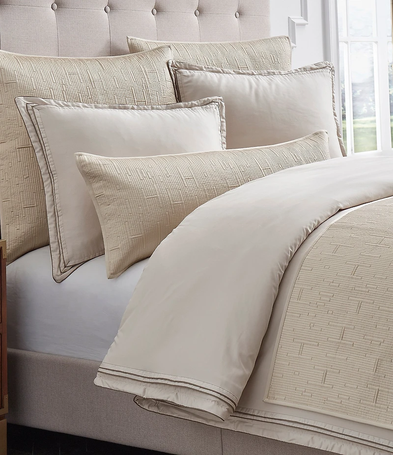 Luxury Hotel Paseo Collection Textured Decorative Breakfast Pillow