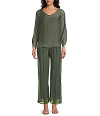 M Made in Italy Silky V-Neck 3/4 Sleeve Hi-Low Top