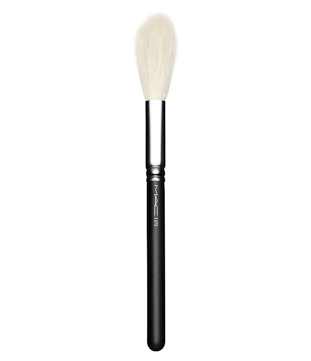 MAC 137 Synthetic Long Blending Brush