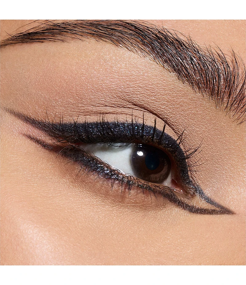 MAC Dazzleshadow Metallic Eyeshadow