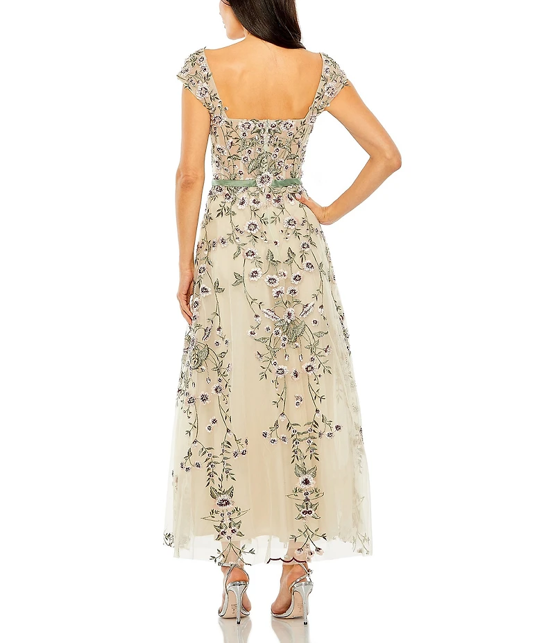 Mac Duggal Floral Embroidered Sweetheart Cap Sleeve Dress