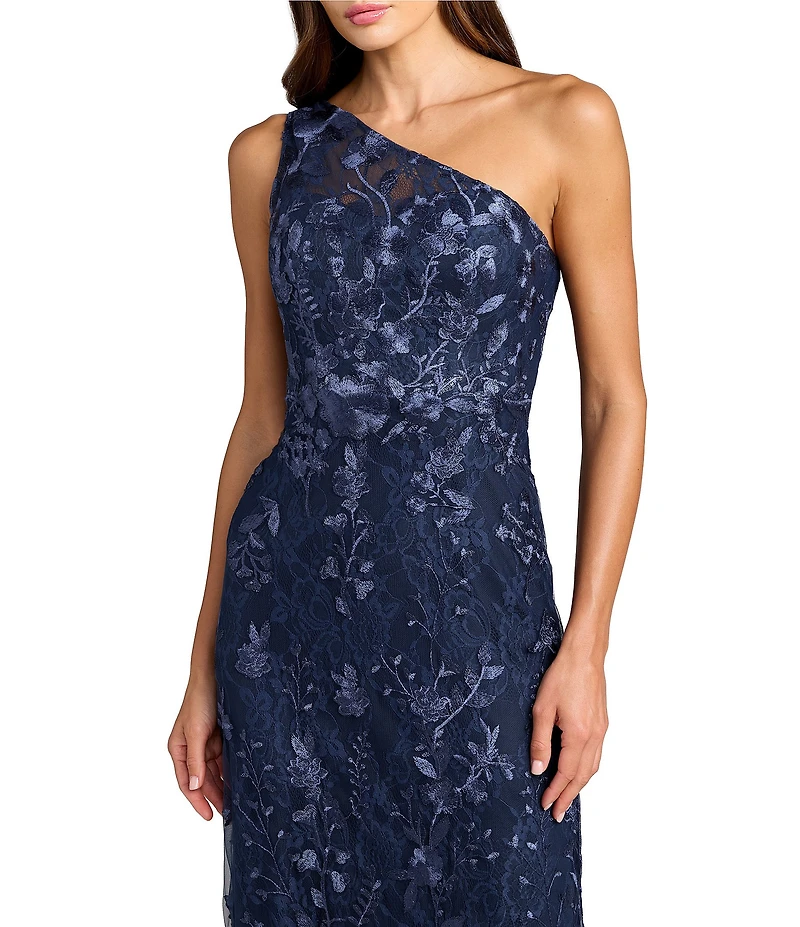 Mac Duggal Floral Lace Embroidered One Shoulder Sleeveless Gown