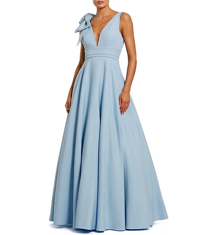 Mac Duggal Petite Crepe Sleeveless Plunge Neck Long Ballgown With Bow