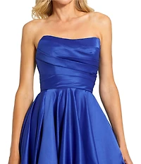 Mac Duggal Strapless Sleeveless Ruched Asymmetrical Bubble Hem Gown