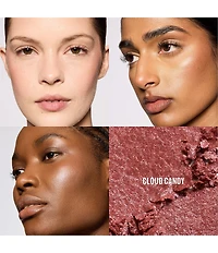 MAC Glow Play Bouncy Highlighter