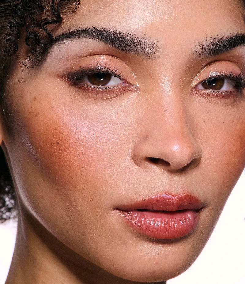 MAC Holiday Limited Edition Bounce and Gleam Highlighter