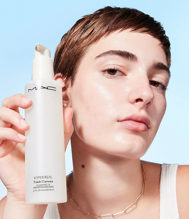 MAC Hyper Real Fresh Canvas Cleansing Oil