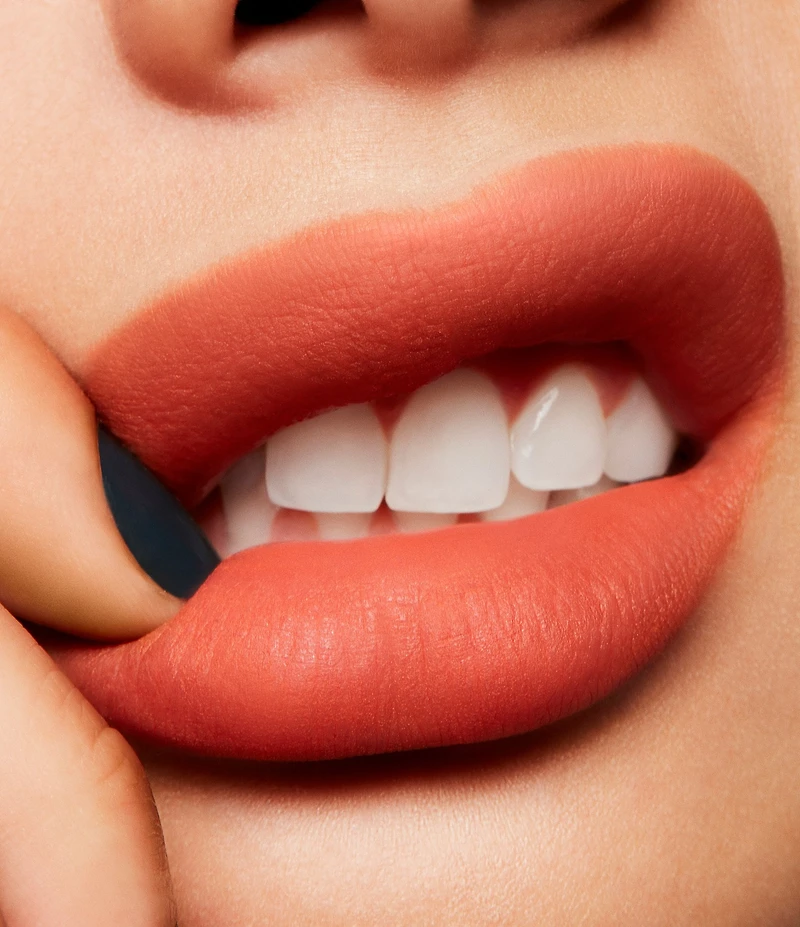 MAC Powder Kiss Liquid Lipcolour