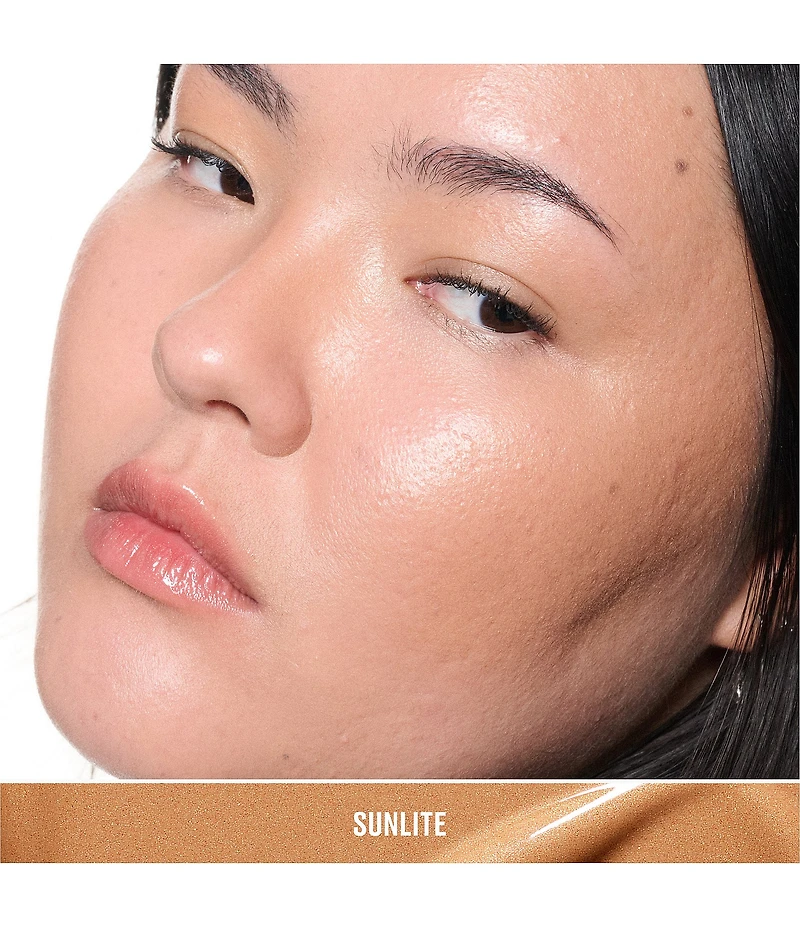MAC Strobe Beam Bronzelighter Liquid Bronzer
