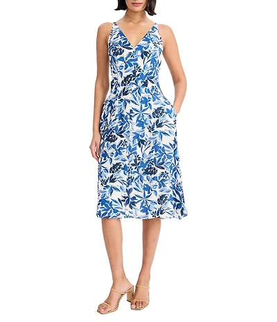 Maggy London Floral Print V Neck Sleeveless Dress