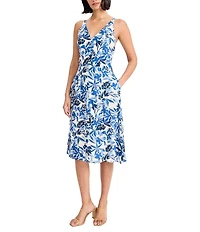Maggy London Floral Print V Neck Sleeveless Dress