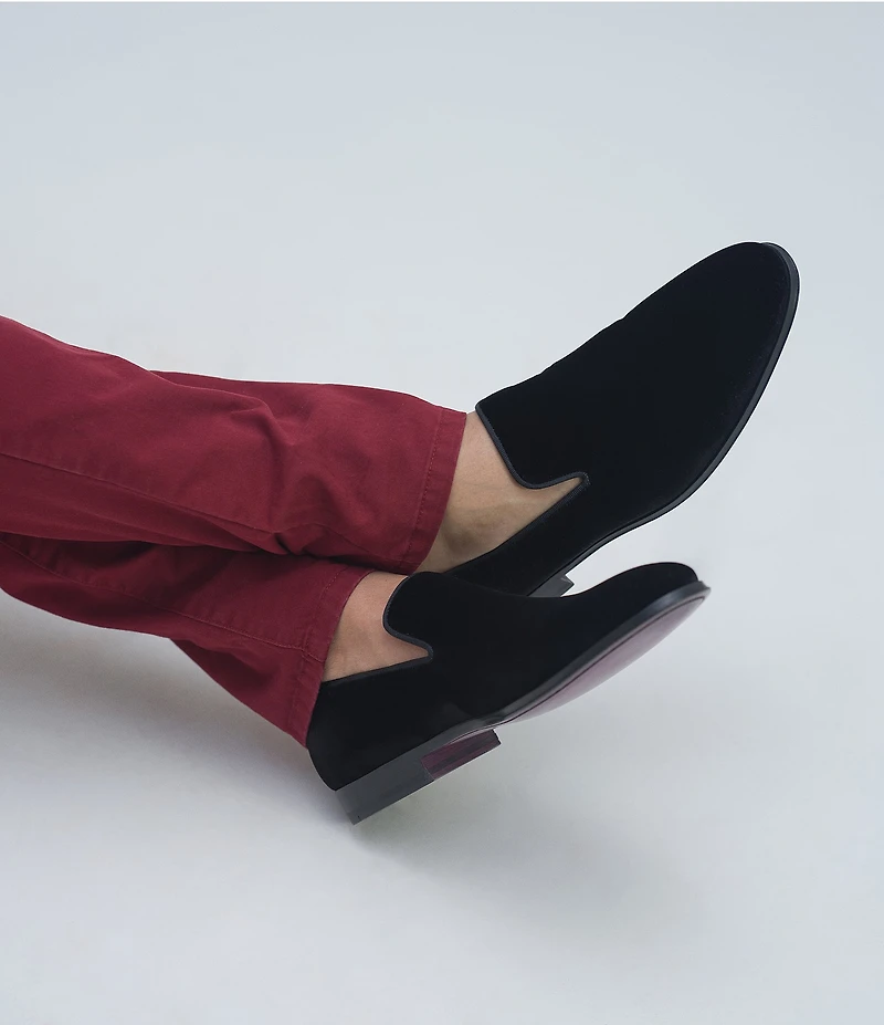 Magnanni Men's Dorio Venetian Velvet Grosgrain Piping Slip-On Loafers