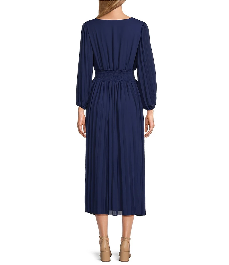 Marina V-Neck 3/4 Sleeve Pleated Midi Dress