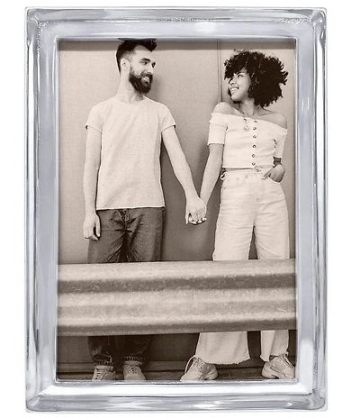 Mariposa Signature Collection Frame