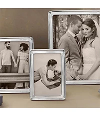 Mariposa Signature Collection Frame